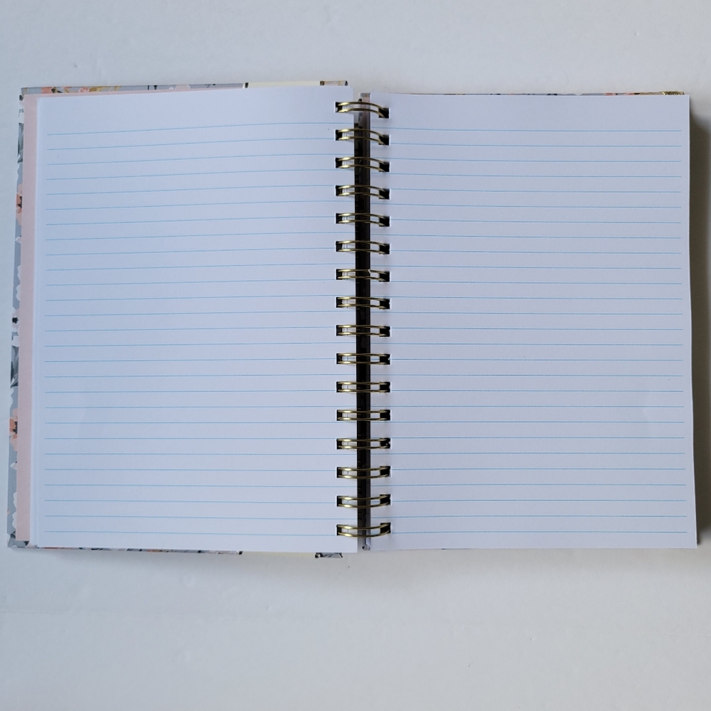 Badgley Mischka Notebook. - Picture 5 of 5